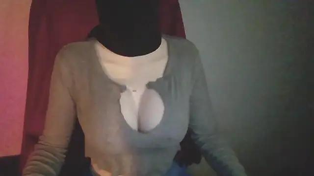 masked_tits